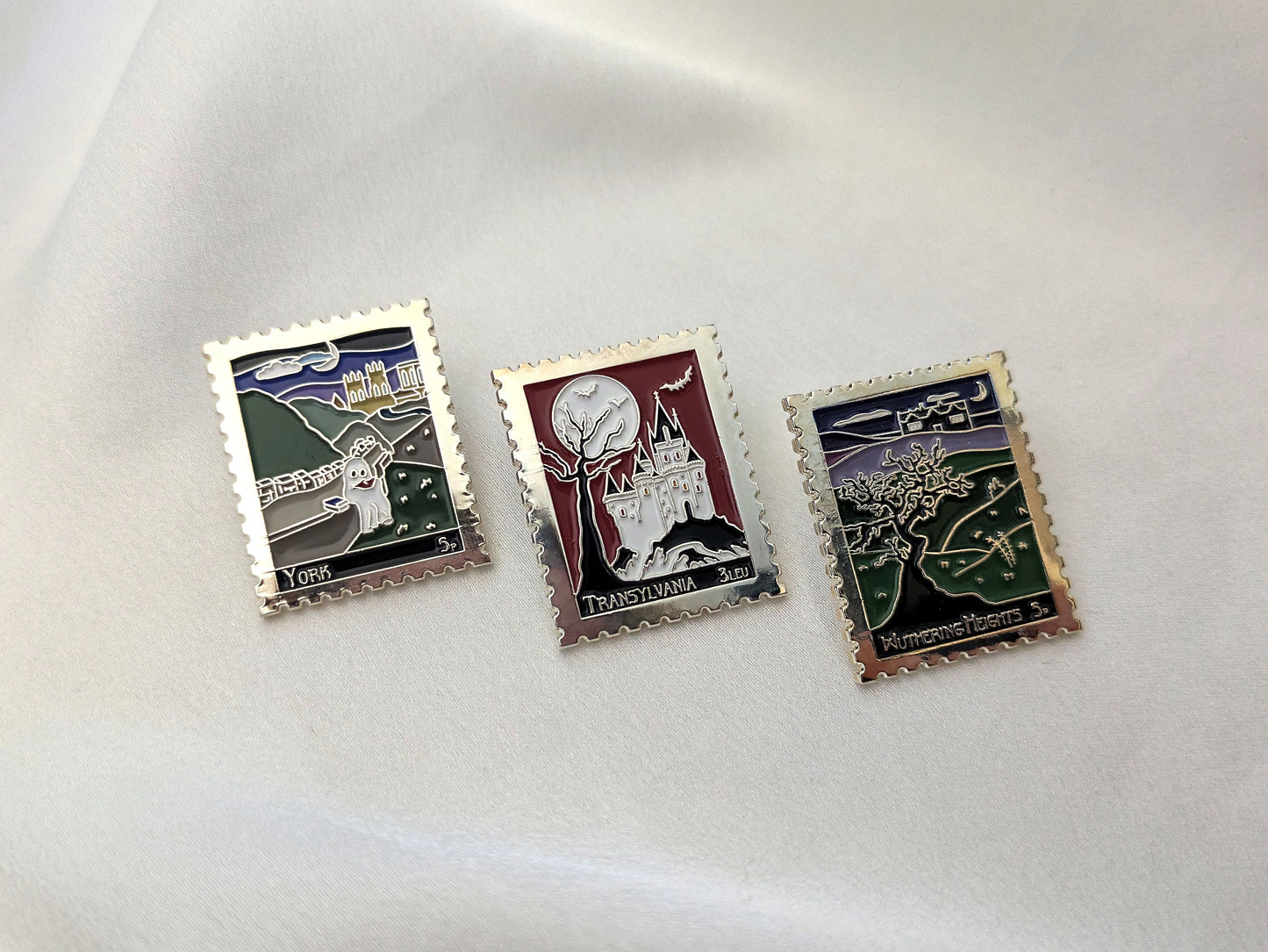 Wuthering Heights Enamel Pin - Literary Souvenir