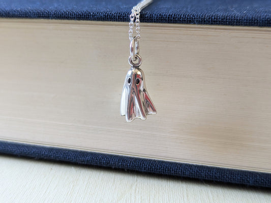 Ghost Necklace - Stephen King Jewellery