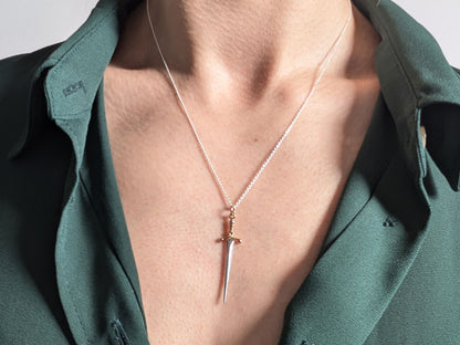 Sword Necklace - Throne of Glass Jewellery