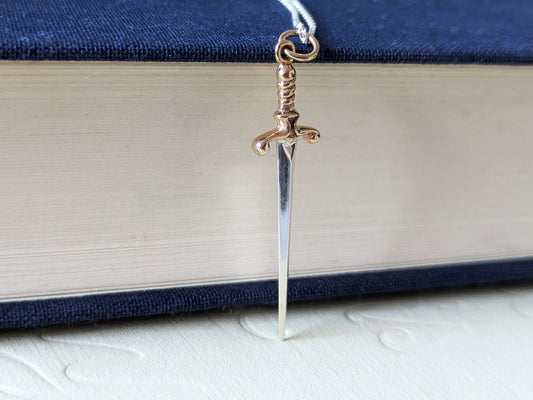 Sword Necklace - Throne of Glass Jewellery