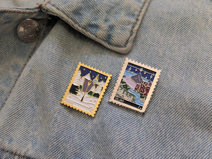 Velaris Enamel Pin - A Court of Thorns and Roses Literary Souvenir